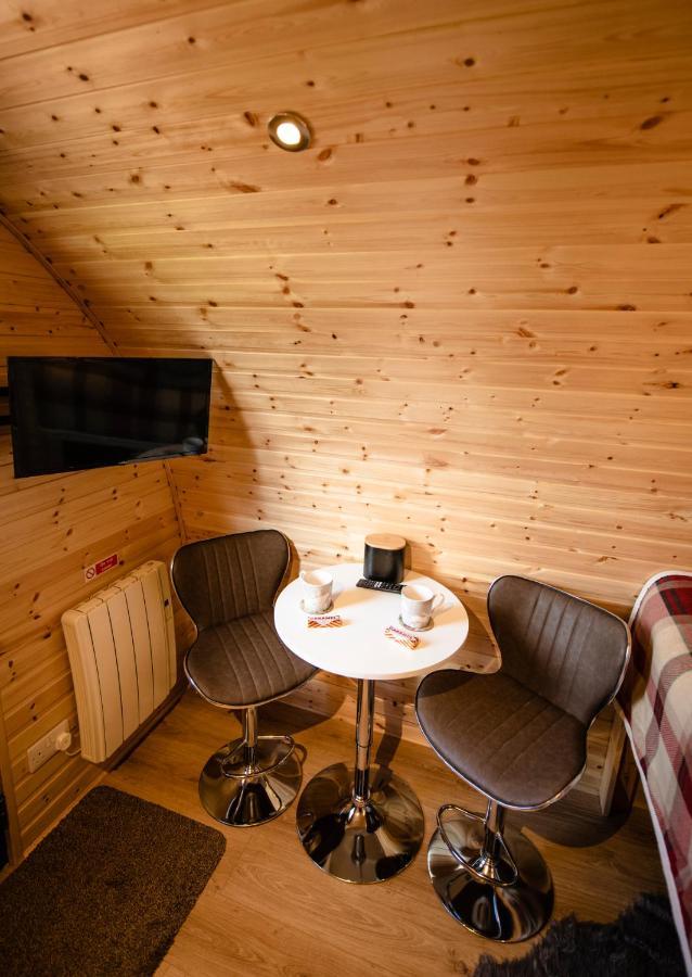 Highland & Transylvania Glamping Pods Roybridge Dış mekan fotoğraf