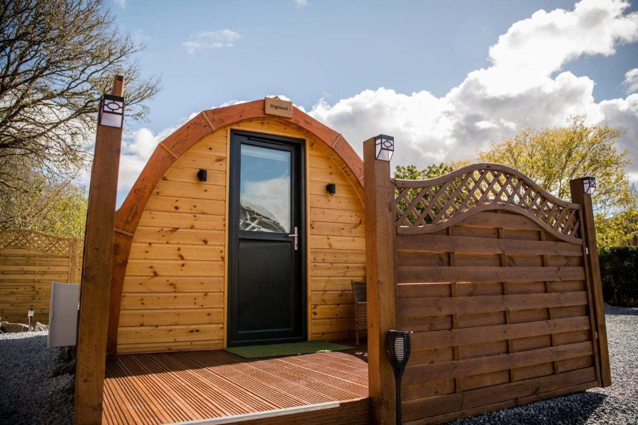 Highland & Transylvania Glamping Pods Roybridge Dış mekan fotoğraf
